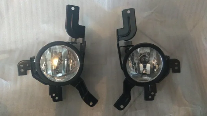 Farol de milha Honda crv 07/09 e capô capu Honda Fit