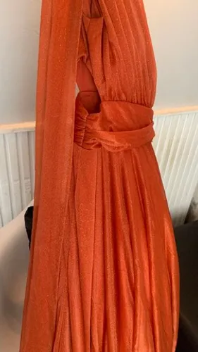 Vestido lindo cor terracota