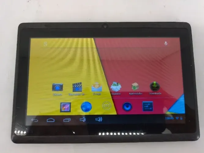 Tablet Navcity 7 polegadas, Dual Core, Android 4.2, Wi-Fi, 512MB de Memória, Preto - NT171