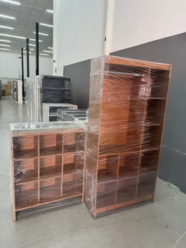 Balcão Colmeia c/ tv + Cabideiro c/ Colmeia Amadeirado MDF