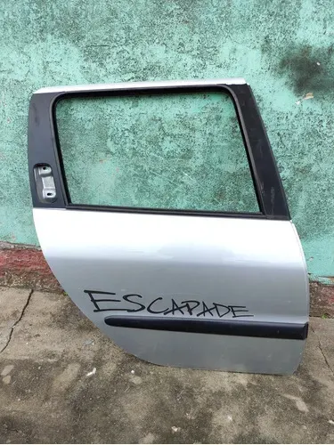 Porta Traseira Direita Peugeot 206 207 Sw Escapade Prata