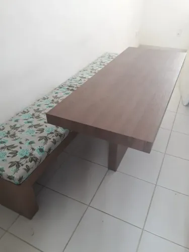 Mesa de Jantar com Banco