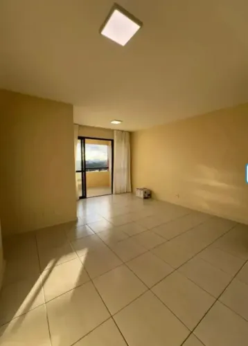 Apartamento Com 3 Quartos Distribuído Em 79M² E 2 Vagas De Garagem Na Paralela. CJAKHF