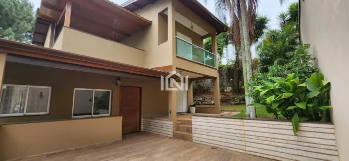 Casa à venda no condomínio Parque Frondoso