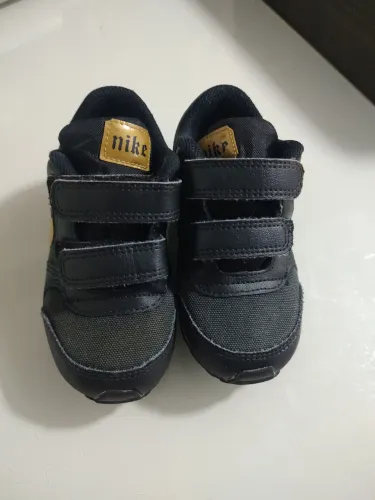 Tênis infantil Nike preto 