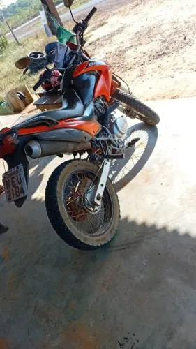 Verdo por motivo de viagem a moto é muito econômica 