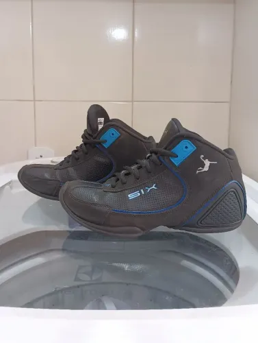 Tênis de basquete SIX - Conforto e Estilo nas Quadras