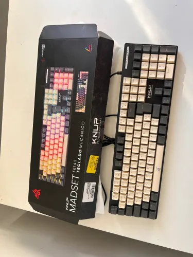 Teclado mecânico 