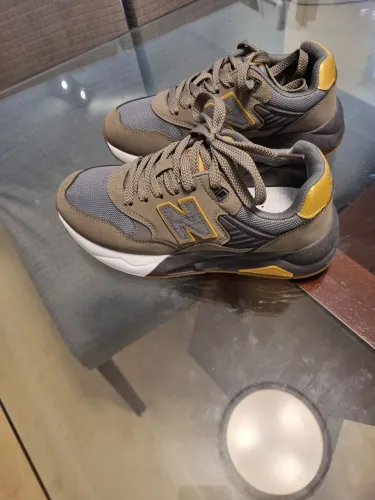 Tênis New Balance Esportivo