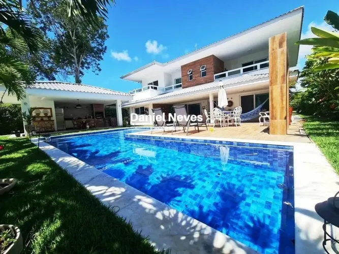 Busca Vida - Belíssima casa em Condomínio, a apenas 8km do Aeroporto de Salvador-BA, senti