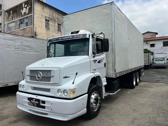 Mercedes bens 1620 2009 