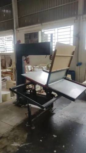 Laminadora de espuma