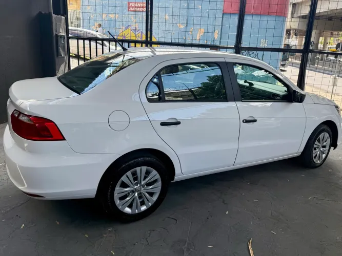 Volkswagen Voyage 1.6 MSI Flex 8V 4P 2022