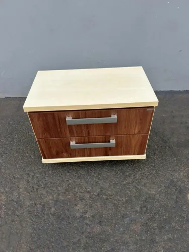 Mesa de Cabeceira em MDF- Feita em Marcenaria 