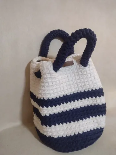 Bolsa de crochê - Usada