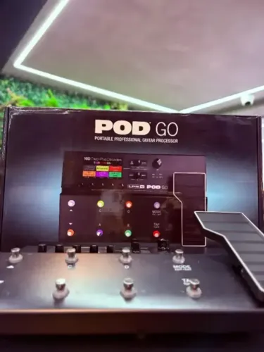 PEDAL DE EFEITO LINE 6 POD GO PRETO 306 efeitos Guitarras - Contrabaixo