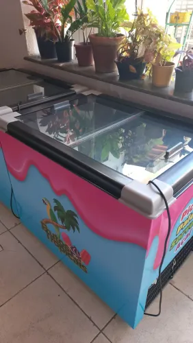 Freezer artico tampa de vidro 300 lt