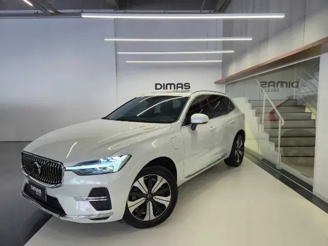 Volvo XC-60 T-8 Plus 2.0 AWD (híbrido) 2024