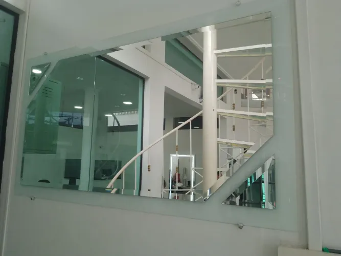 Casa do vidraceiro faça seu orçamento, manutenção estalação e muito mais,