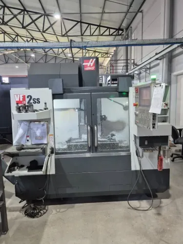 Centro de Usinagem Haas VF 2 SS
