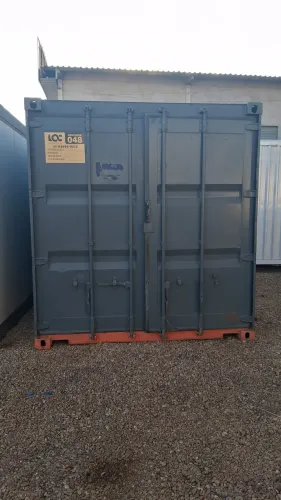 Container-conteiner
