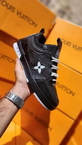 Tênis Louis Vuitton Black