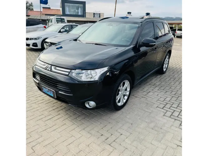 Mitsubishi Outlander 2.0 16V 160cv Aut. 2015