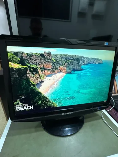 Monitor 19? Samsung HDMI e VGA