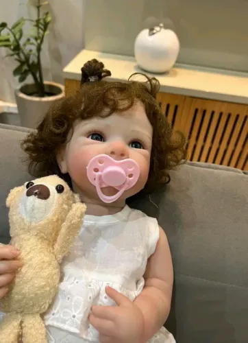Boneca bebê reborn realista. Silicone Premium. Pronta entrega.