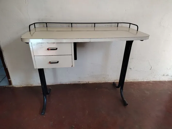Mesa escrivaninha 