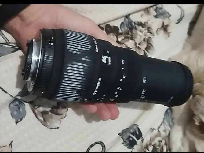 PARA SAIR AGORA Lente Sigma 70-300