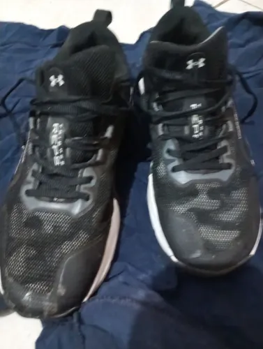 Tênis Under Armour