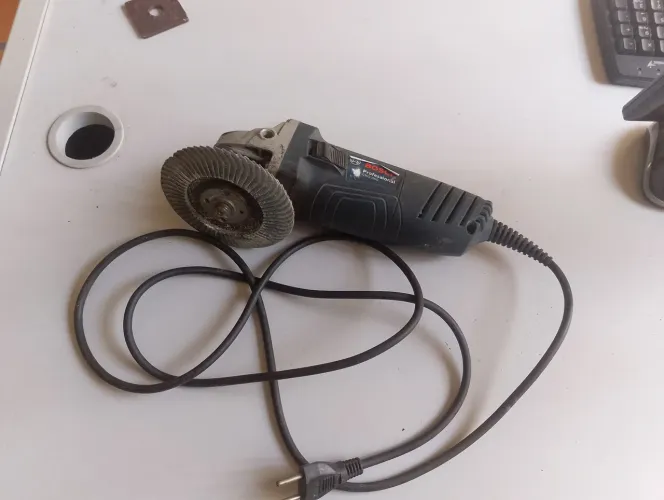 Lixadeira bosch 850 watts 110 volts