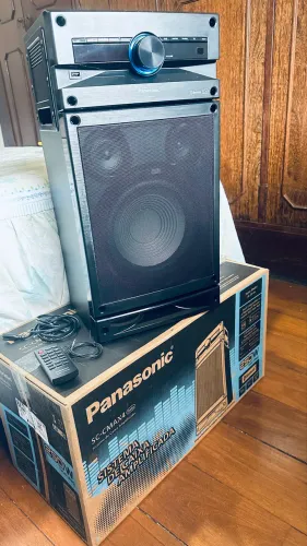 Sistema de caixa amplificada Panasonic 250W RMS controle remoto.