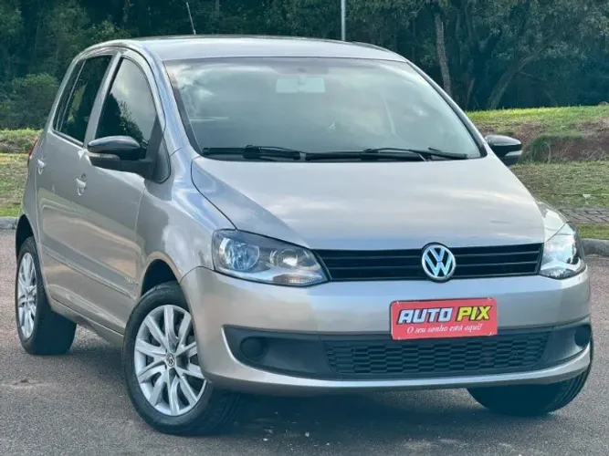 Volkswagen Fox 1.0 MI Total Flex 8V 5P 2011