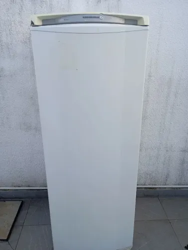 Geladeira Frost Free Consul 300 litros