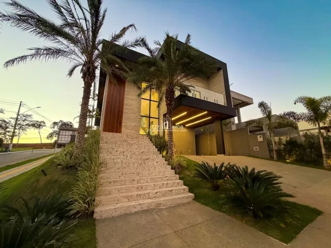 CASA MANSÃO DUPLEX SENADOR CANEDO 