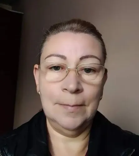 Serviços domésticos ou cuidadora de idosos