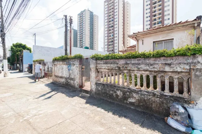 Terreno na Avenida Casa Verde, 3452 770 m²