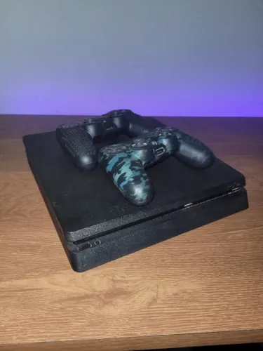 Playstation 4 PS4 com 2 controles + jogos