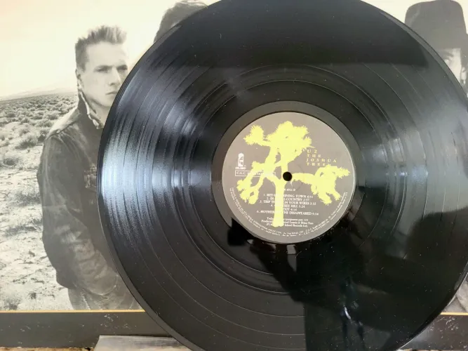LP U2