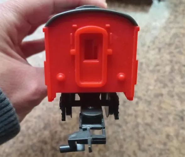Ferrorama Vagão de Passageiros Vermelho SL2000