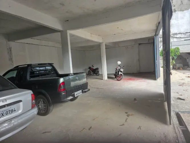 Loja tipo galpão 140m2 Alameda Cosme Ferreira