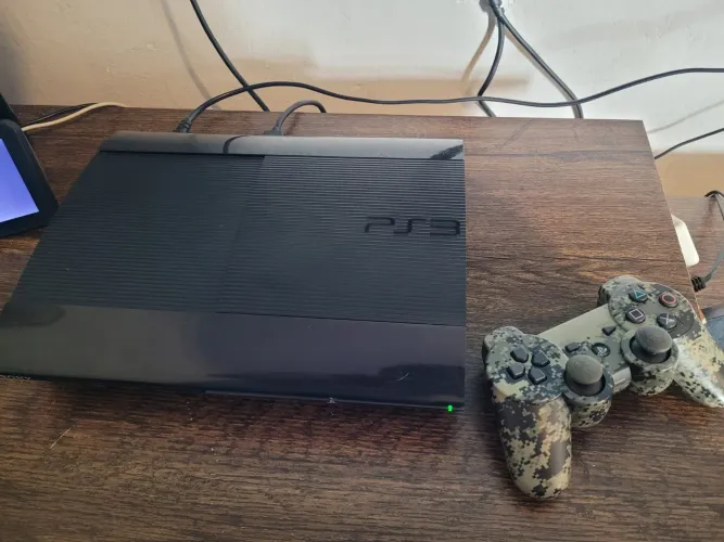 PS3 Playstation 3 Super Slim Completo Desbloqueado C/Vários Jogos 