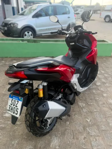 Honda ADV 160 