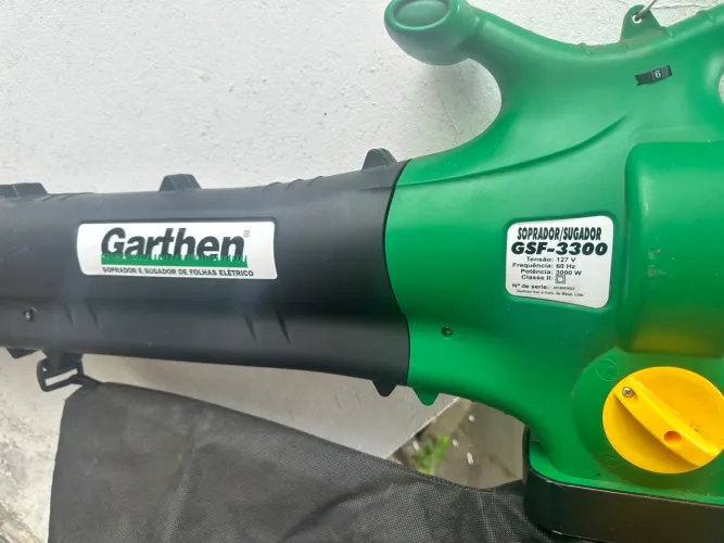 Soprador e Sugador de Folhas Elétrico Garthen GSF-3300 de 3000W e 127V.