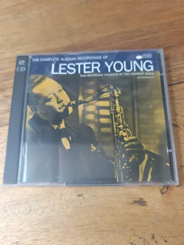 LESTER YOUNG CD DUPLO IMPORTADO THE COMPLETE ALLADIN RECORDINGS. RARIDADE HOLANDA 1995.