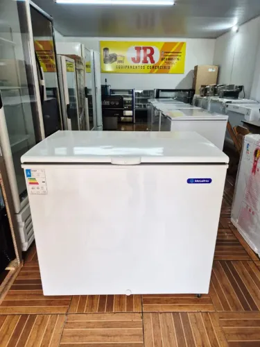 Freezer Metalfrio 300 litros