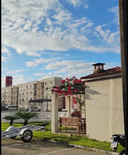 Apartamento de 2 Quartos no Be Life Club 2 por R$ 1.400 De Frente pro Lazer e com Elevado
