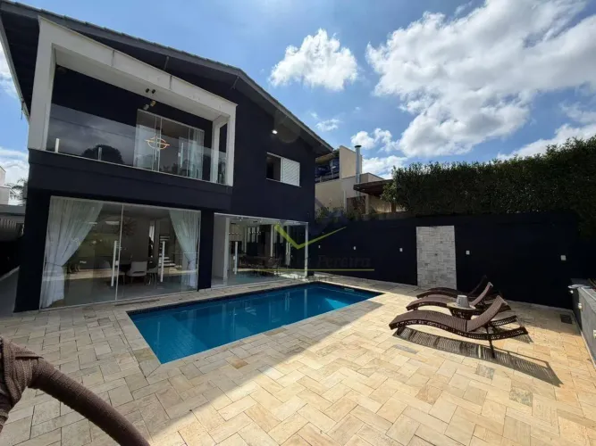 Sobrado com 3 Quartos à venda, 317 m² por R$ 5.870.000 - Parque Residencial Itapeti - Mogi